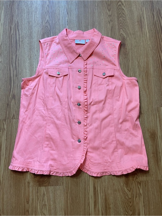 The Quaker Factory Tops - Quacker Factory Rhinestone Ruffle Sleeveless Denim Vest Pink Size L